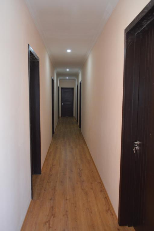 Guest House Qubi Stepantsminda Exterior foto